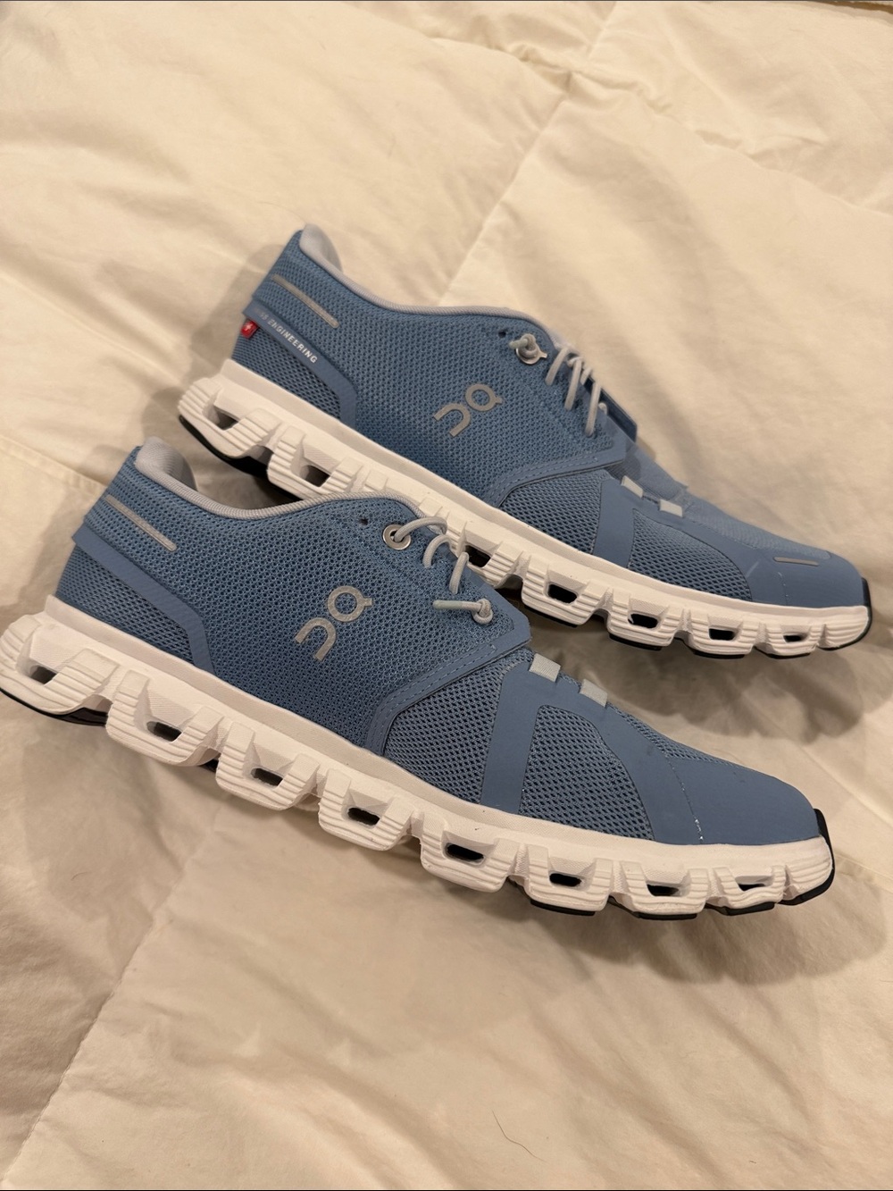 On Running Cloud 6 Running Sneakers in Chambray Blue - Picture 4 of 6